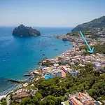 Isclana House - New Luxury 3 Bedrooms With Private Terrace, * Ischia