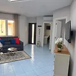 Isclana House - New Luxury 3 Bedrooms With Private Terrace, Lejlighed Ischia