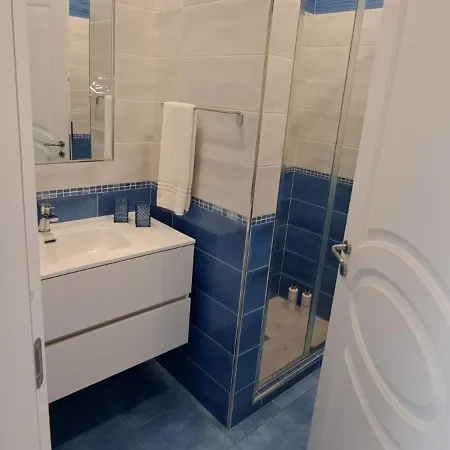 Isclana House - New Luxury 3 Bedrooms With Private Terrace, Apartament